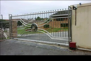 Gates and balustrades