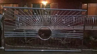 Gates and balustrades