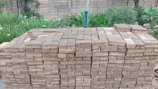 Paveing bricks 2nd uand