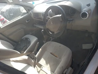 RENAULT LOGAN STRIPPING FOR SPARES