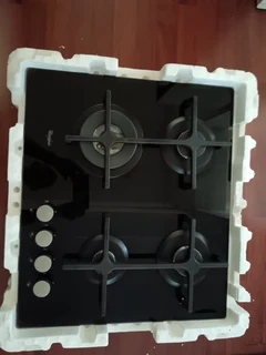 Whirlpool Black Glass hob 60cm
