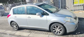 2007 Nissan Tiida Hatchback