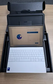 Brand New Dell XPS 13 9530  / Core Ultra 7 512GB SSD 16GB RAM