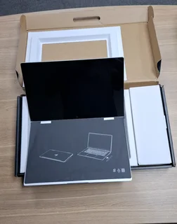 HP Envy 15 x360  / Core i7 13th Gen / 512GB SSD 16GB RAM  / 2-in-1 Convertible &amp; Touchscreen