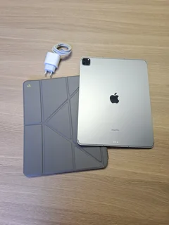 iPad Pro 12.9-inch 6th Gen  / M2 Chip 128GB Wifi  &amp; Cellular