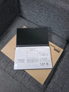 Lenovo V15 G3 Core i5 12th Gen  / 512GB SSD 8GB RAM