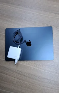 MacBook Air M2 15-inch / 256GB 8GB RAM