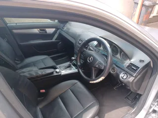 MERCEDES-BENZ CGI 2011 FAMILY CAR AUTO