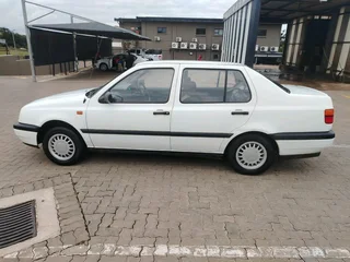 VW JETTA 3 1994 1.6L PETROL