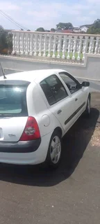 Renault Clio 1.4 Expression Automatic R60 000 Negotiable