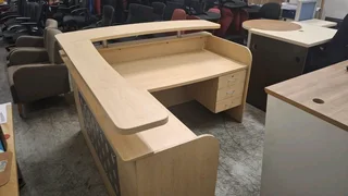 Reception CounterDimensions 1800*2000