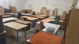 Pre-owned Corporate Office Furniture