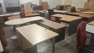 Pre-owned Corporate Office Furniture