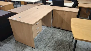 GENTLY USED CORPORATE OFFICE FURNITURE