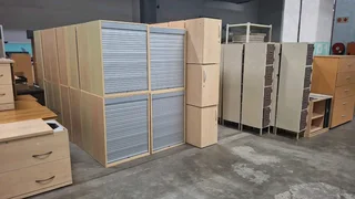 Office Furniture [massive Quantities ]