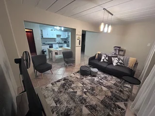 1 Slaampkamer Flatlet te huur in Helderkruin