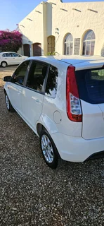 Ford figo 1.4i trendline 2014