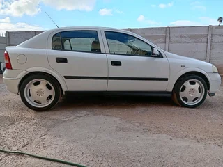 Opel astra 1.6 16v 2003