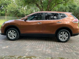 2014 Nissan X-Trail 2.0 4x2 XE