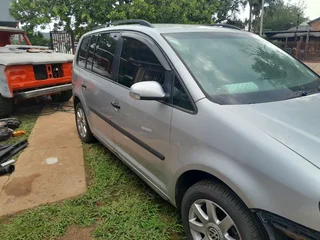 Volkswagen Touran 7 seater
