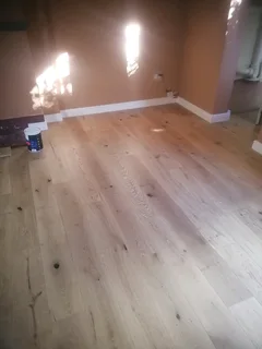 Laminate and vinly flooring installation