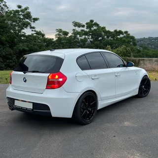 BMW 130i M-sport LCI - 6 speed Manual