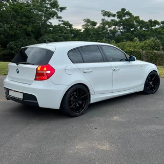 BMW 130i M-sport LCI - 6 speed Manual