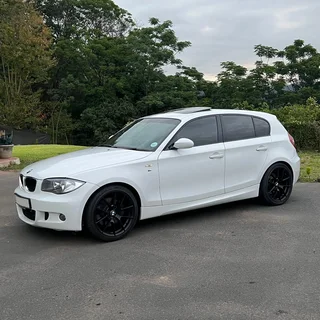BMW 130i M-sport LCI - 6 speed Manual