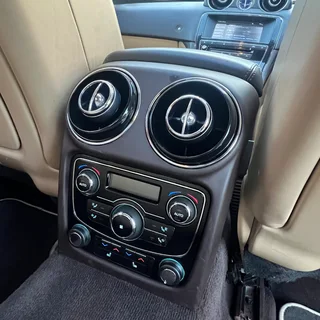 2010 Jaguar XJ 5.0 V8 Portfolio  |  101000kms  |  Full service history