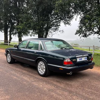 2000 Daimler Supercharged V8 - 1 of 9 in SA  |  1 owner from new  |  Detailed Service portfolio