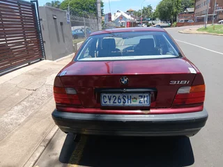 1994 BMW 3 Series Sedan original body start and go