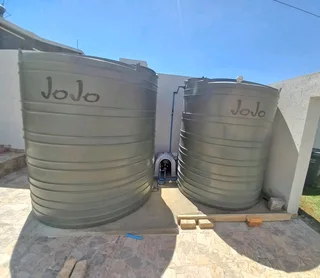 BULK WATER POOLS AND TANKS