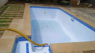 WATER FOR POOLS AND TANKS