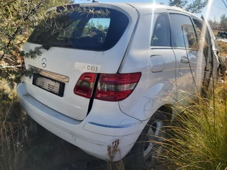 Mercedes Benz B200 diesel spares