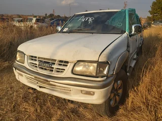 Isuzu frontier 3.2 v6 parts