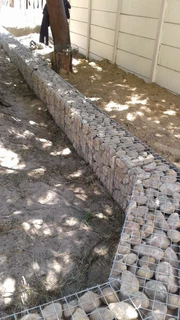 MESH BASKETS/GABIONS/RETAINING WALLS/STONE WALLS