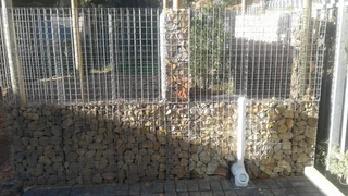 CLADDING/GABIONS &amp; RETAINING WALLS