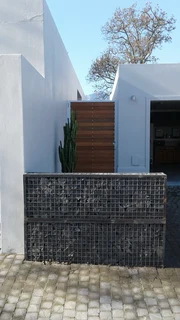 CLADDING/GABIONS/MESH BASKETS/ROCK/STONE WALLS/RETAINING WALLS