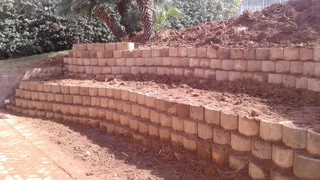GABION RETAINING WALLS/CLADDING/MESH BASKETS