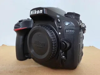 Nikon D7200 DSLR Camera Body - 24 Megapixel.