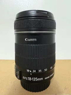 Canon EF-S 18-135mm 1:3.5-5.6 IS Lens.