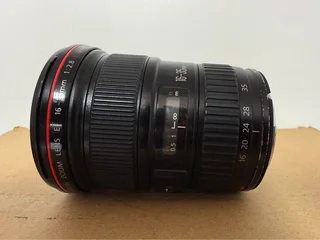 Canon EF 16-35mm 1:2.8 L USM Ultrasonic Lens.