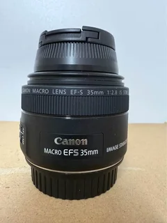 Canon EF-S 35mm 1:2.8 IS STM Macro Lens.