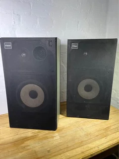 TEAC LS-E15G Floorstander Speakers.