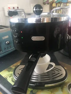 DeLonghi coffee machine