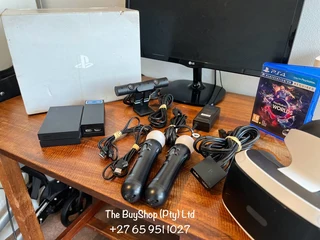 In Box, in Great Working Condition Complete PlayStation 4 VR HeadSet with Extras &amp; VR Game..