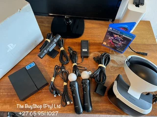 In Box, in Great Working Condition Complete PlayStation 4 VR HeadSet with Extras &amp; VR Game..