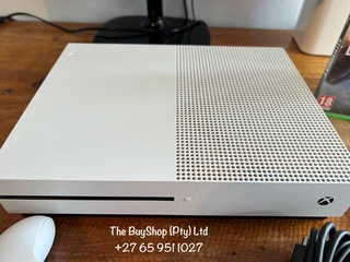 Xbox One S with 1x Wireless Original Controller, 2x Games &amp; Headphones Included in Sale..