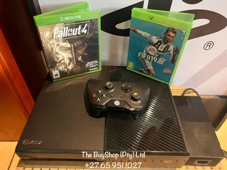 In box, in great working condition xbox one 500gb with 1x controller and 2x games included for sale…