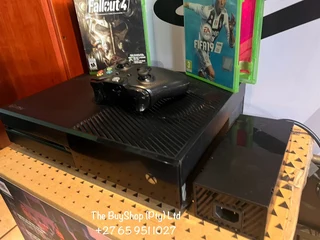 In box, in great working condition xbox one 500gb with 1x controller and 2x games included for sale…